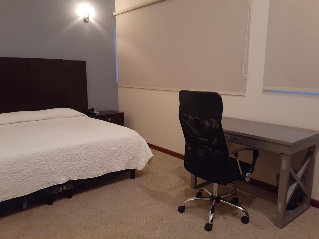 Hotel Candelero Yuriria ภายนอก รูปภาพ